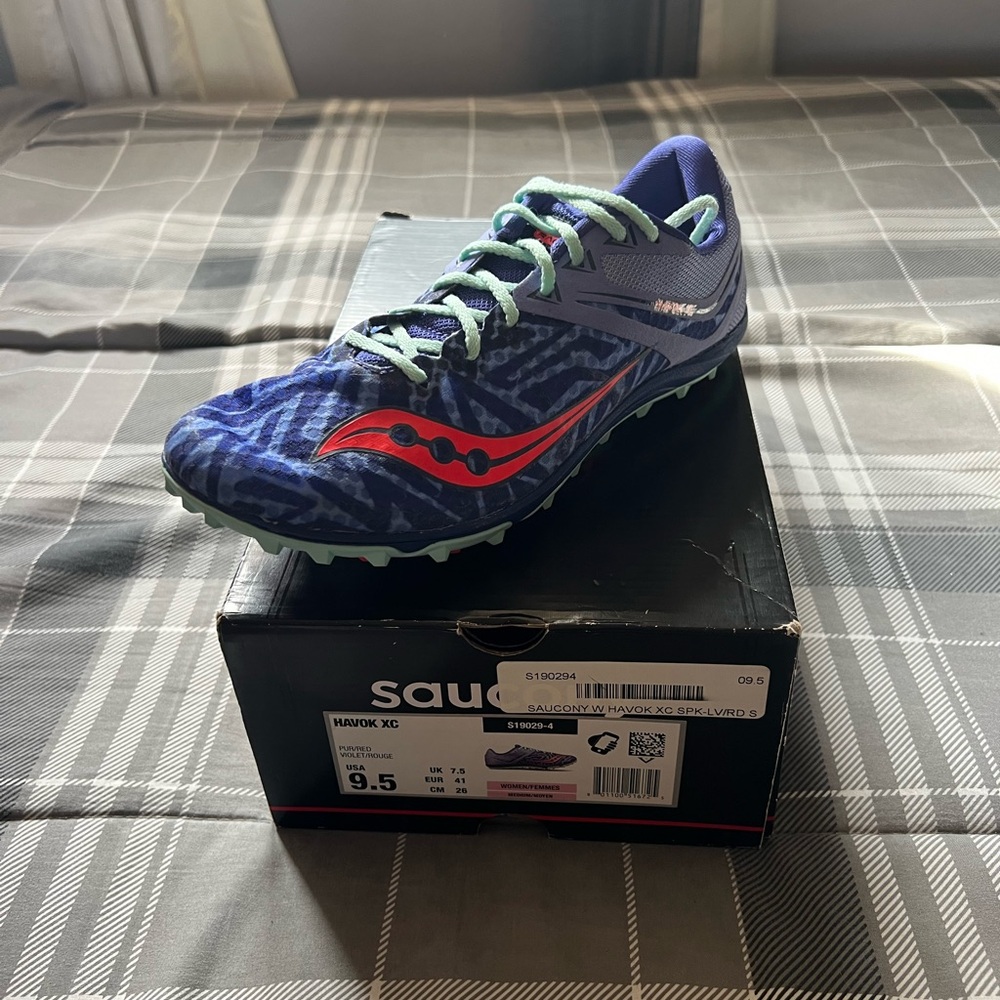 Saucony Hawk XC Blue with Red Accents